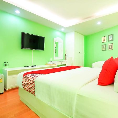 Oyo 284 Sabaidee Minitel Hotell Bangkok Exteriör bild